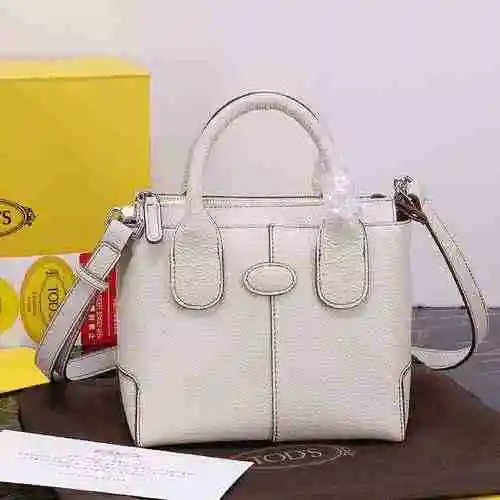 El bolso está hecho de piel de vaca original importada, con una bolsa de regalo de entrega de alta c