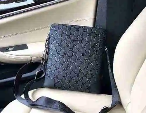 GUCCI Bolso bandolera exclusivo para hombre Gucci hecho de material de lona importado, bolsa de rega