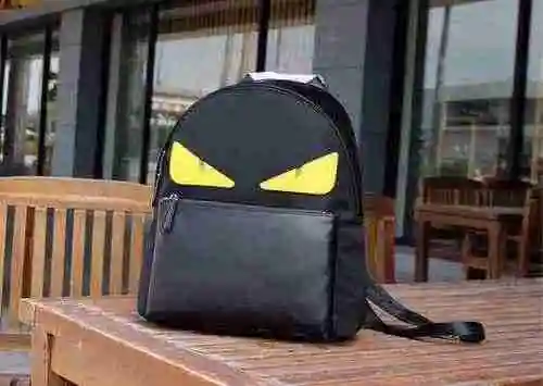 La mochila para hombre está hecha de piel de vaca original importada y una bolsa de regalo de entreg