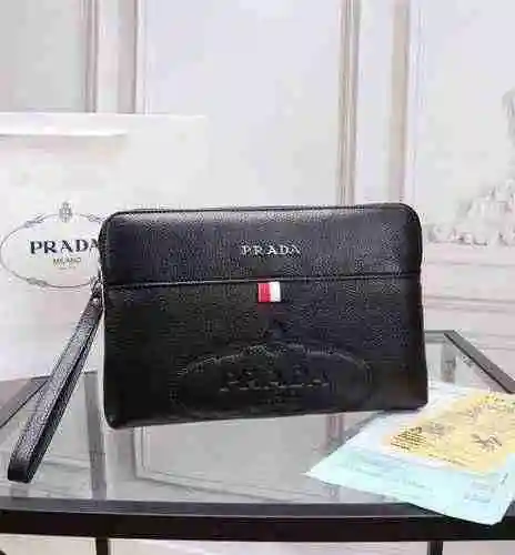 El único bolso para hombre está hecho de piel de vaca original importada y una bolsa de regalo de en