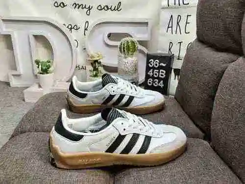 634DPALACE x adidas origins Samba Puig co branded trendy retro lightweight wear-resistant anti slip 