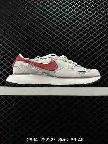 35 Japanese Deconstructed Aesthetics Co branded SACAI x NIKE LDV Waffle Overlap Design vanguardista 