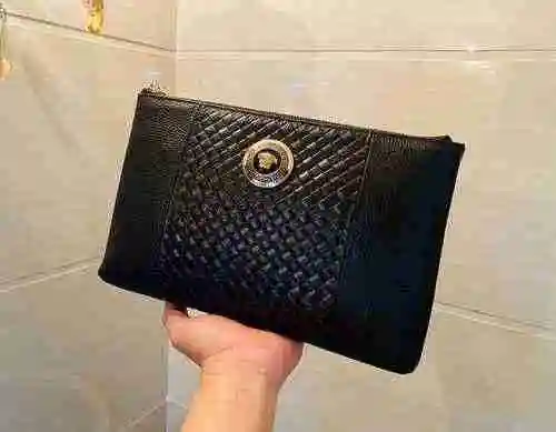 El único bolso para hombre está hecho de piel de vaca original importada y una bolsa de regalo de en