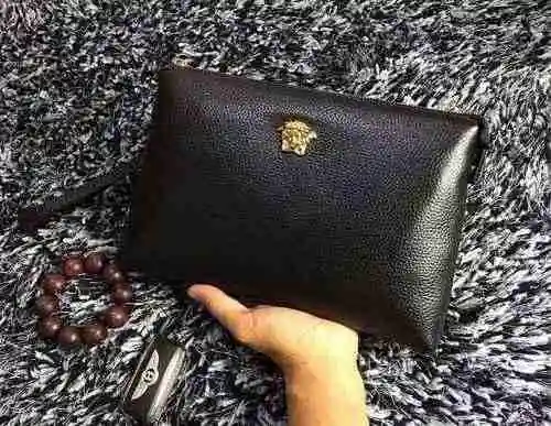 El único bolso para hombre está hecho de piel de vaca original importada y una bolsa de regalo de en
