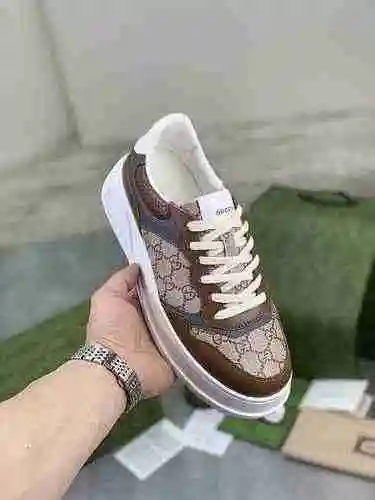 Código de pareja GUCCI: 0903B50 Talla: Mujer 35/40 Hombre 38/45 (46 se puede personalizar)