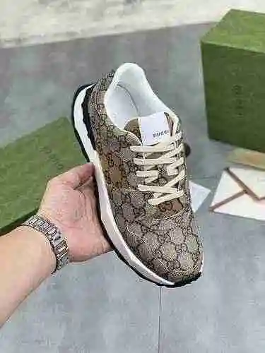 Zapato GUCCI para hombre Código: 0903B50 Talla: 38-44