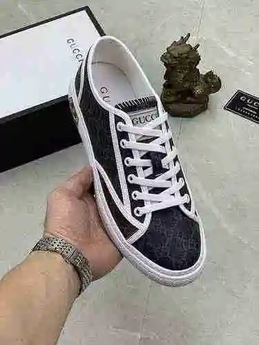 Zapato GUCCI para hombre Código: 0903B50 Talla: 38-44