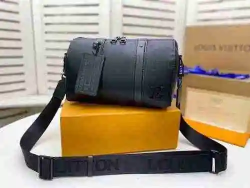 Bolsa de almohada para hombre LV hecha de material de lona importado, bolsa de regalo de entrega de 