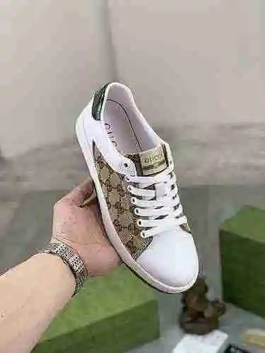 Zapato GUCCI para hombre Código: 0903B30 Talla: 38-44