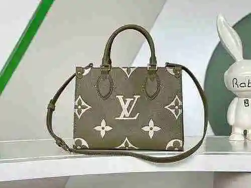 El bolso LV Louis Vuitton está hecho de cuero original importado de primer nivel y una versión répli
