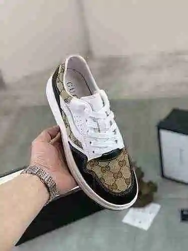 Código de zapato de hombre GUCCI: 0903B40 Talla: 38-44