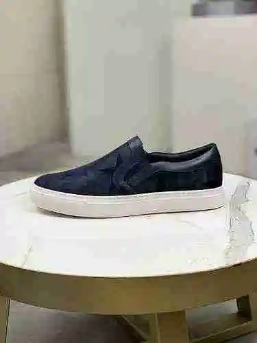 Zapato de hombre Givenchy Código: 0904B90 Talla: 38-44 (45 se puede personalizar)