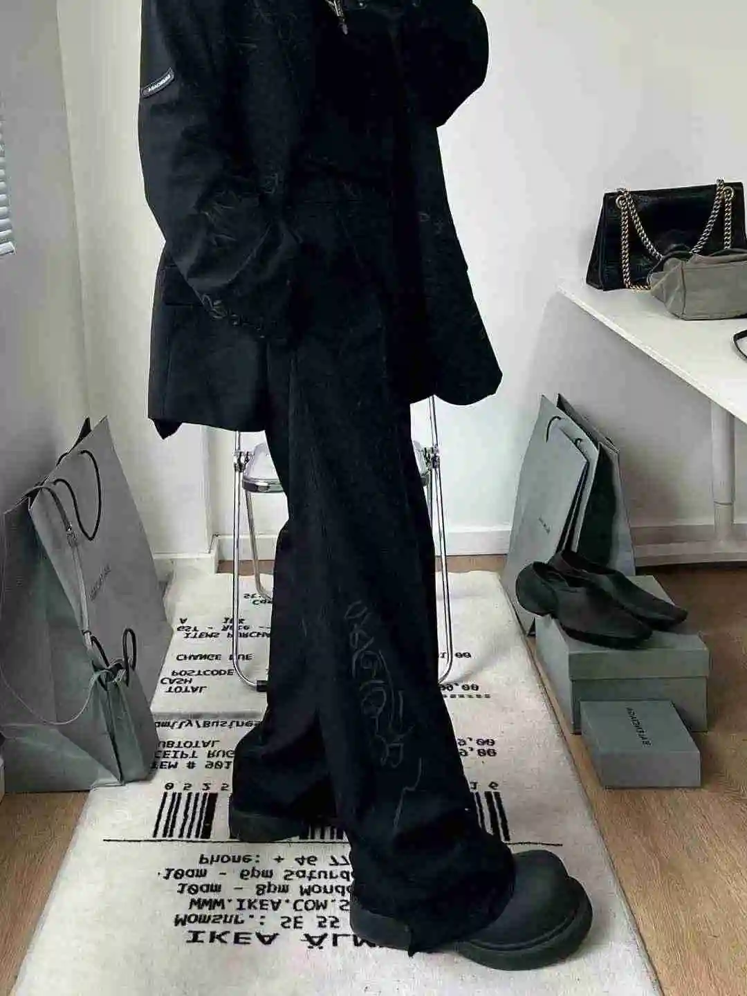 .