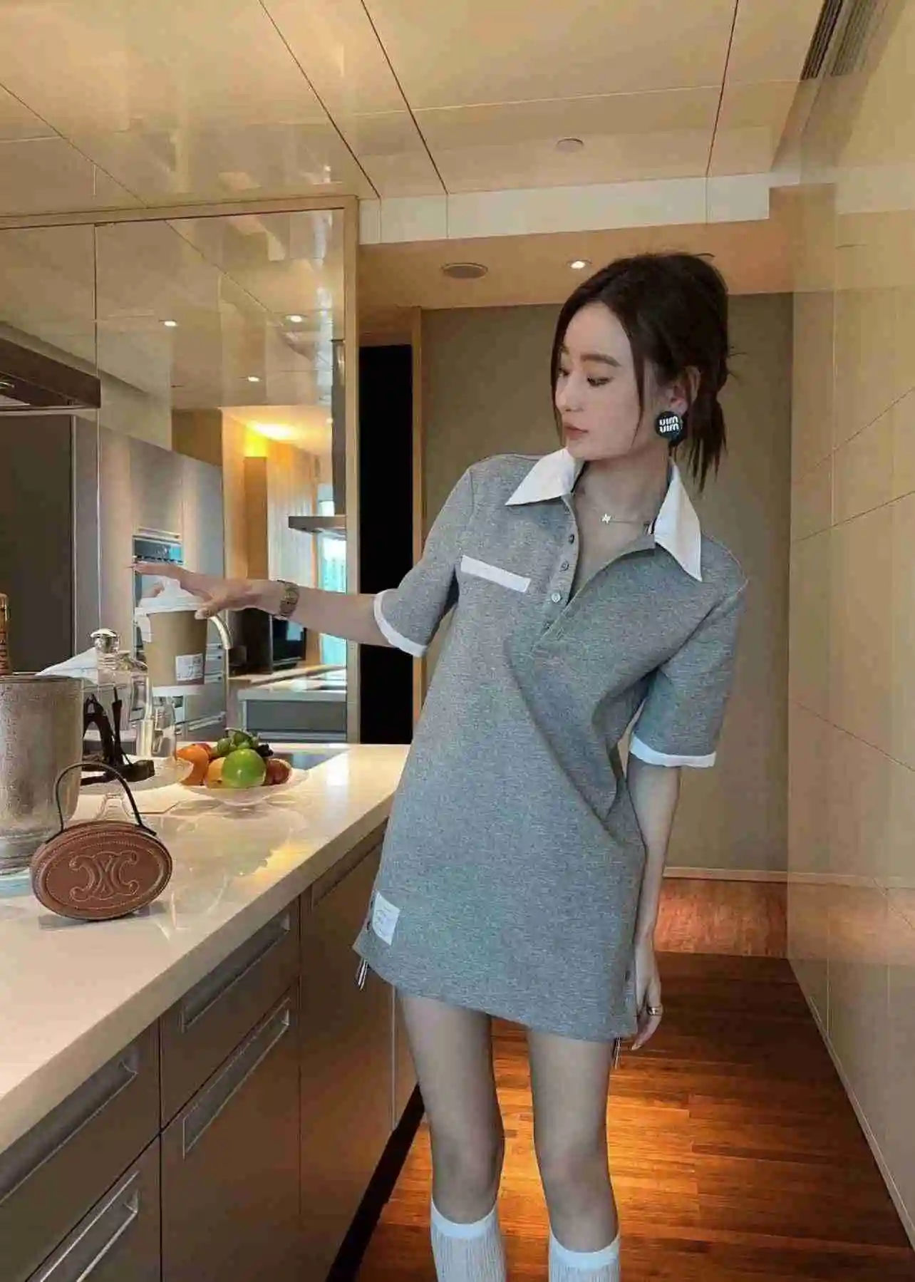 .