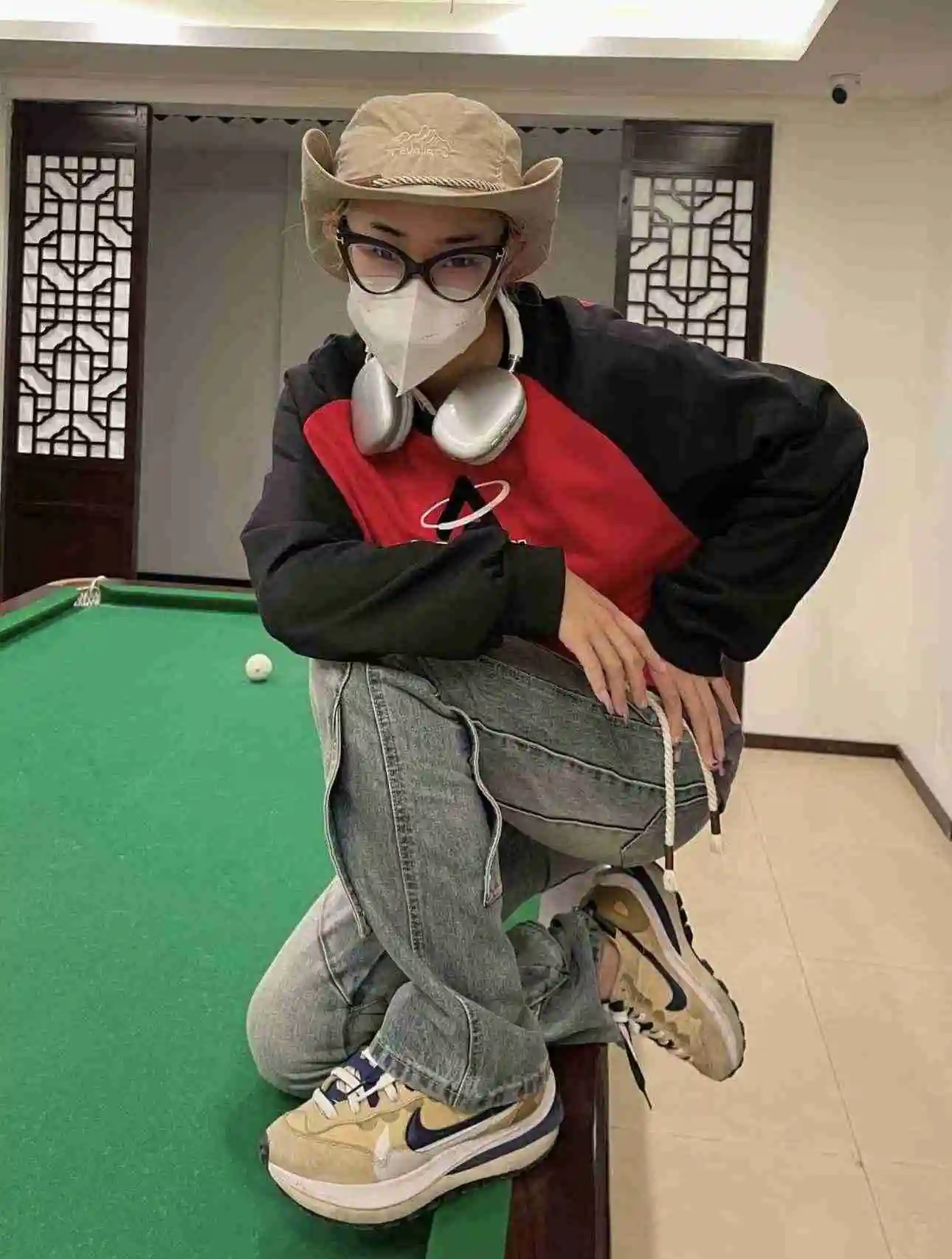 c