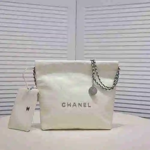 La bolsa de compras está hecha de material de lana importado, con una bolsa de regalo de entrega de 