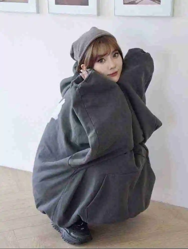 ,