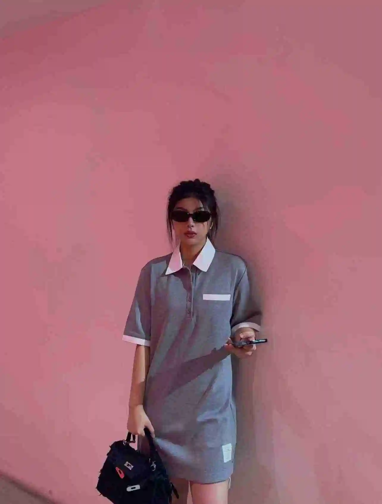 ,