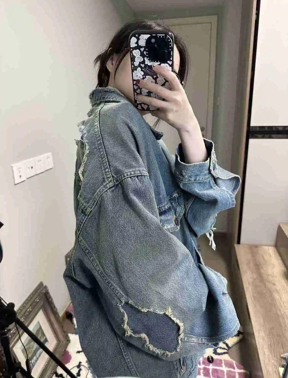 ,