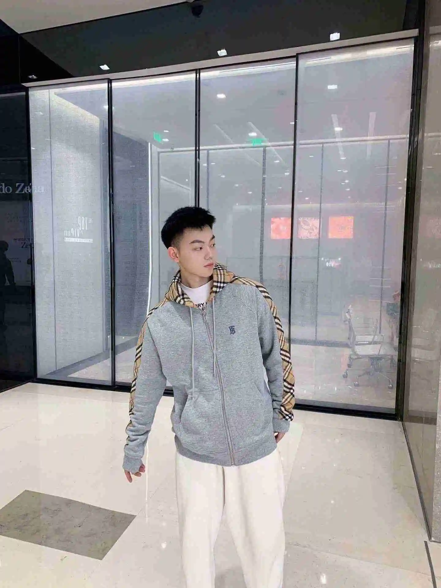 ,