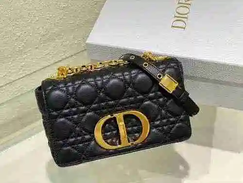 DIOR Dior Chain Bag adopta cuero original importado de primer nivel y una versión de réplica de alta