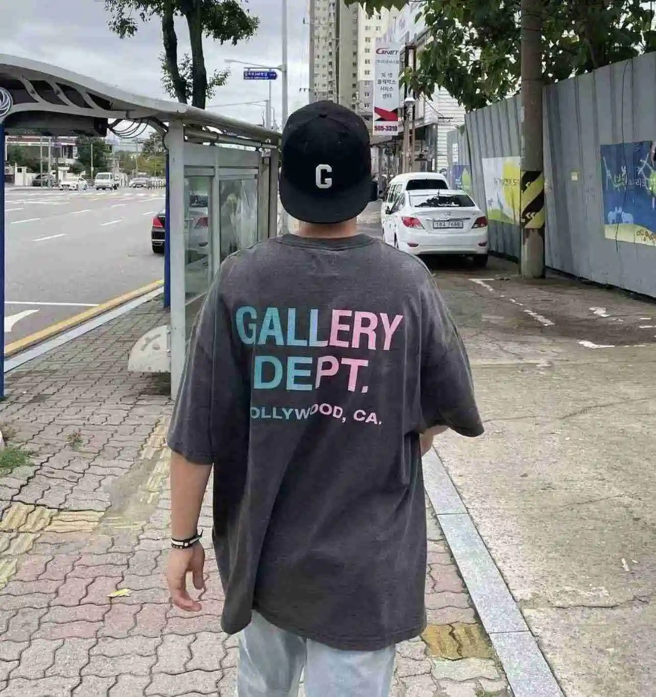 ,