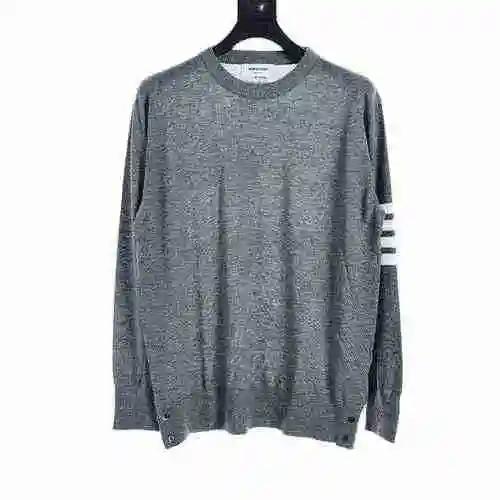 Fine wool round neck sweater