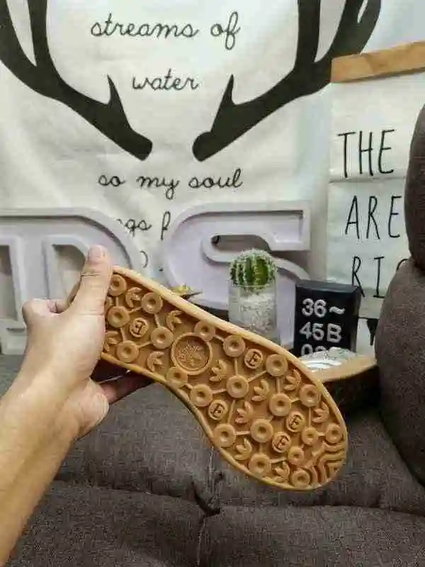 ,