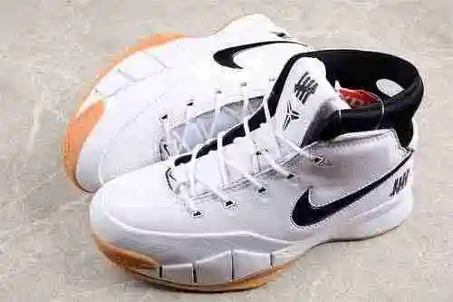 INDEFEATED × Nike Kobe 1 Protro Zapato de baloncesto retro Zapato de baloncesto de combate profesion