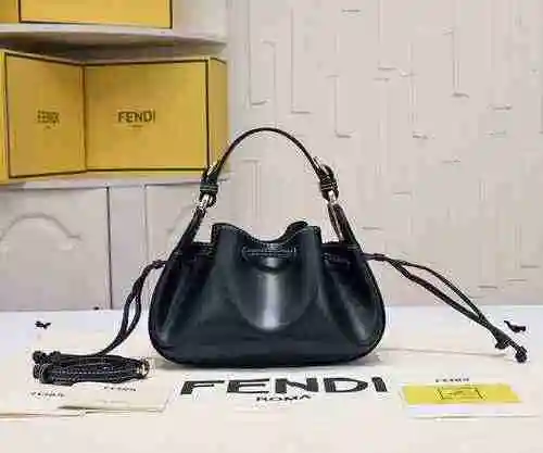 FENDI Bolso Fendi hecho de material de lona importado, bolsa de regalo de entrega de alta calidad, t