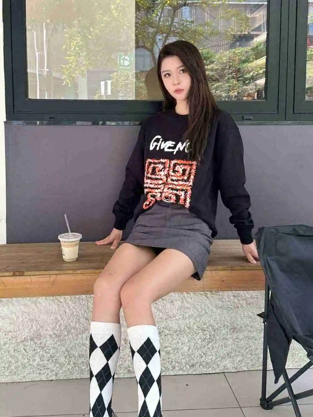 7