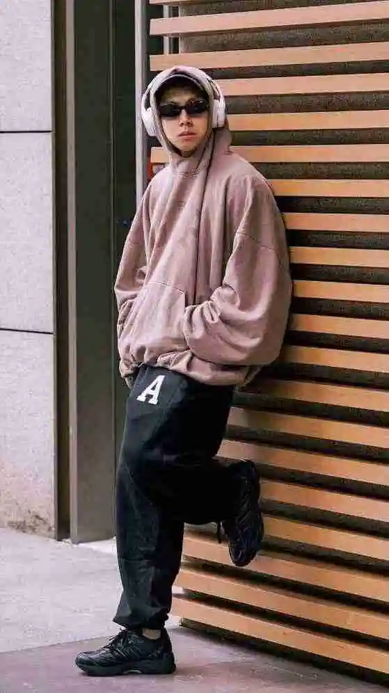 ,