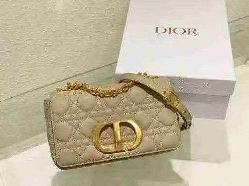DIOR Dior Chain Bag adopta cuero original importado de primer nivel y una versión de réplica de alta
