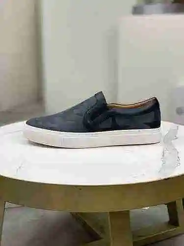 Zapato de hombre Givenchy Código: 0904B90 Talla: 38-44 (45 se puede personalizar)