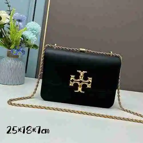 El bolso Tori Birch Chain Bag está hecho de cuero original importado de primer nivel y una versión r
