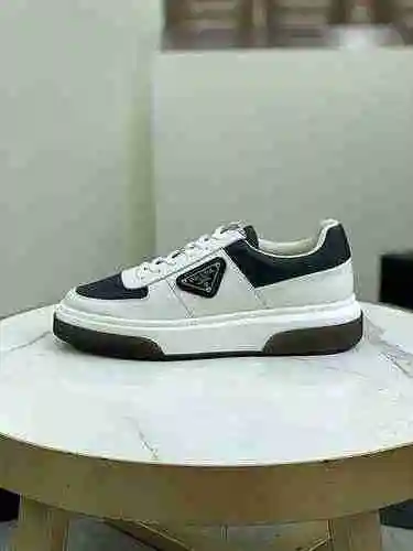 Código de calzado Prada para hombre: 0904D30 Talla: 38-44 (45 se puede personalizar)