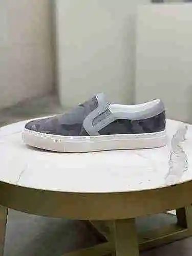 Zapato de hombre Givenchy Código: 0904B90 Talla: 38-44 (45 se puede personalizar)