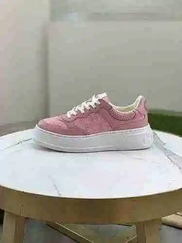 Código de estilo de pareja GUCCI: 0904C50 Talla: Mujer 35-40, Hombre 39-45 (Mujer 40, Hombre 45 pers