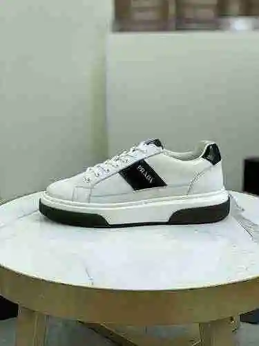 Código de calzado Prada para hombre: 0904D20 Talla: 38-44 (45 se puede personalizar)