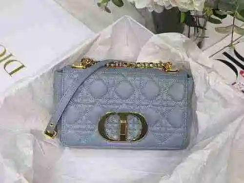 DIOR Dior Chain Bag adopta cuero original importado de primer nivel y una versión de réplica de alta