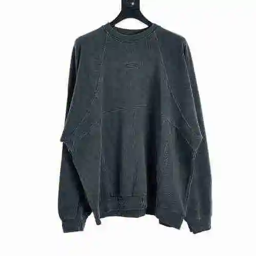 Grailz 23FW Wash Embroidered Round Neck Sweater