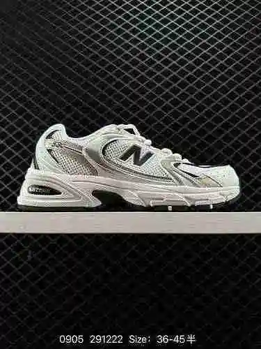 Las auténticas zapatillas retro New Balance 3 NB3 son de hecho uno de los estilos clásicos de la fam