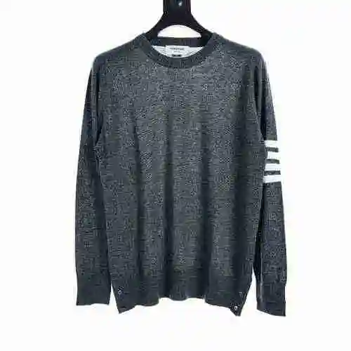 Fine wool round neck sweater