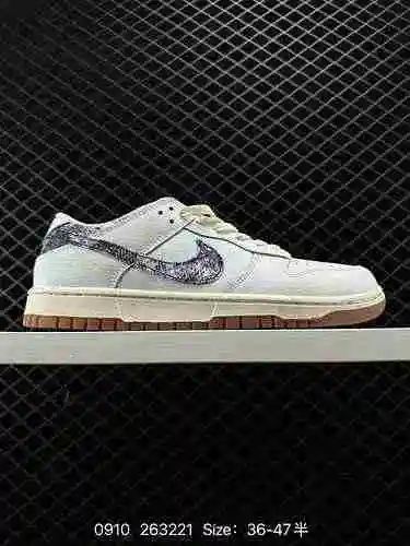 Nike SB Dunk Low "Washed Denim" Wash Denim ‼️ Todo el par de zapatos usa una parte superio