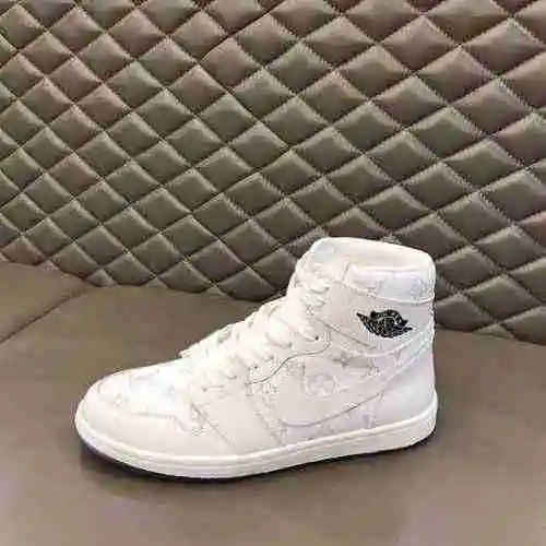 Marca LV Co * Código de calzado para hombre: 0906B70 Talla: 38-44