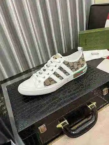 Código de zapato de hombre GUCCI: 0909B50 Talla: 38-44