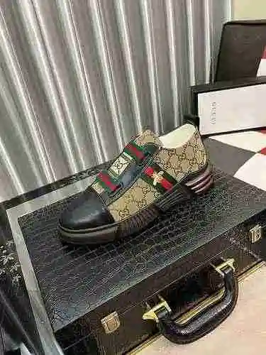 Código de zapato de hombre GUCCI: 0909B50 Talla: 38-44