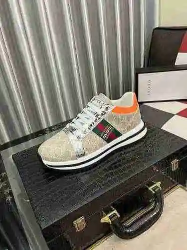 Código de zapato de hombre GUCCI: 0909B50 Talla: 38-44
