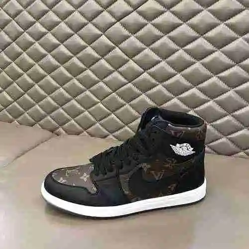 Marca LV Co * Código de calzado para hombre: 0906B70 Talla: 38-44