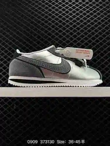 La nueva combinación de colores de las zapatillas casuales para correr Nike Classic Cortez clásicas 